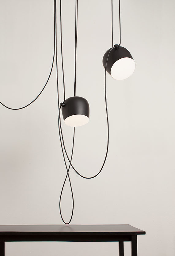 aim-small-suspension-bouroullec-flos-F00950-product-life-02-571X835